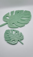Load image into Gallery viewer, Resin Monstera Deliciosa Leaf Coasters