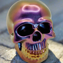 Load image into Gallery viewer, Handcrafted Colour Shift Resin Skull