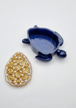Load image into Gallery viewer, Handcrafted Resin Turtle Jewellery Boxes