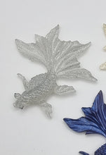 Load image into Gallery viewer, Glitzy Resin Fantail Fish Magnets