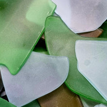 Load image into Gallery viewer, Hand-made Seaglass in White & Green 100 piece packs
