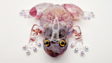 Load image into Gallery viewer, Floral Frog Figurine Lamp