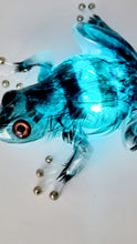 Load image into Gallery viewer, Feather Frog Figurine Lamp