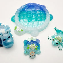 Load image into Gallery viewer, Crystal Turtle Tray Coaster & Character Extra's
