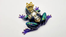 Load image into Gallery viewer, Froggy Royal 'Froggy Friday' Figurine