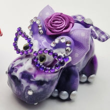 Load image into Gallery viewer, Dame Edna Everage Hippos