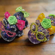 Load image into Gallery viewer, Dame Edna Everage Hippos