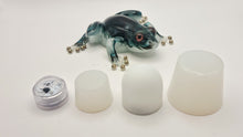 Load image into Gallery viewer, Silicone Plug + Battery LED Light for Resin ART