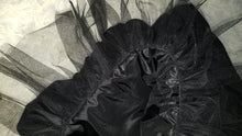 Load image into Gallery viewer, Vintage 80's Black Water-wave Taffeta Balloon Skirt