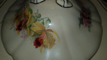 Load image into Gallery viewer, Vintage 1930's Royal Doulton Soup Tureen & Matching Serving Platter