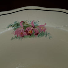 Load image into Gallery viewer, Vintage 1930's Royal Doulton Soup Tureen & Matching Serving Platter