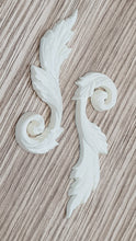 Load image into Gallery viewer, Set of 2 x Resin French Inspired Furniture Embellishment On-lay Applique Scrolls #2