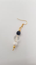 Load image into Gallery viewer, Gold Black Faceted Crystal & Pearl Bead Earrings & Pendant Set
