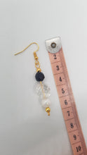 Load image into Gallery viewer, Gold Black Faceted Crystal & Pearl Bead Earrings & Pendant Set