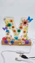 Load image into Gallery viewer, Floral Butterfly Alphabet Letter "M" Lamp