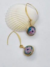 Load image into Gallery viewer, 'Volute' Glass Lampwork Bead Earrings