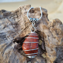 Load image into Gallery viewer, 'Anadara' Polished Beach Stone Caged Pendants