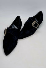 Load image into Gallery viewer, Vintage 80's Black Swede Leather Pixie Shoes