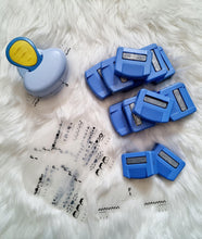 Load image into Gallery viewer, 32 Piece Border Punch Set for Scrapbooking & Card Making