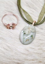 Load image into Gallery viewer, Rose Gold Resin Flower Cabochon Pendant & Matching Ring