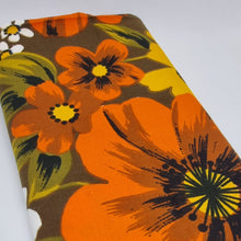 Load image into Gallery viewer, Vintage Retro 70's Floral Print Cotton Fabric