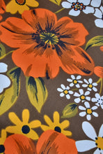 Load image into Gallery viewer, Vintage Retro 70's Floral Print Cotton Fabric