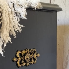 Load image into Gallery viewer, Set of 7 x Resin French Inspired Furniture Embellishment On-lay Applique Mixed Shapes