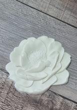 Load image into Gallery viewer, Resin French Inspired Furniture Embellishment On-lay Applique Roses #2