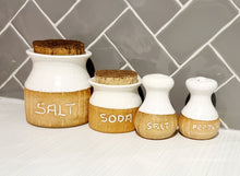 Load image into Gallery viewer, Vintage Australian Pottery by John KEMETY