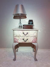 Load image into Gallery viewer, Accessories not included