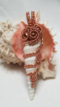 Load image into Gallery viewer, Copper Woven Beaded Turret Seashell Pendant