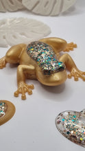 Load image into Gallery viewer, Sparkly Resin Glitter Frog Figurines
