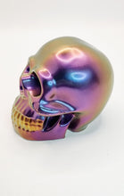 Load image into Gallery viewer, Handcrafted Colour Shift Resin Skull
