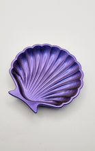 Load image into Gallery viewer, Purple Holographic Clam Shell Resin Trinket Dish
