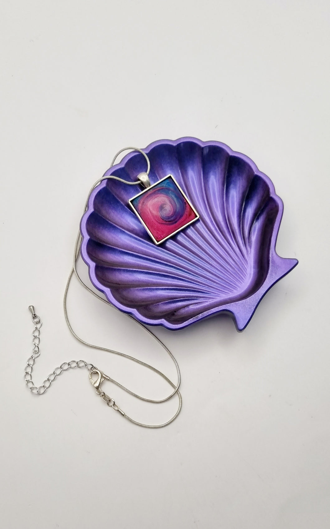 Purple Holographic Clam Shell Resin Trinket Dish