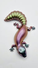 Load image into Gallery viewer, Handcrafted Colour Shift &amp; Glitter Resin Lizard Figurines &amp; Magnets
