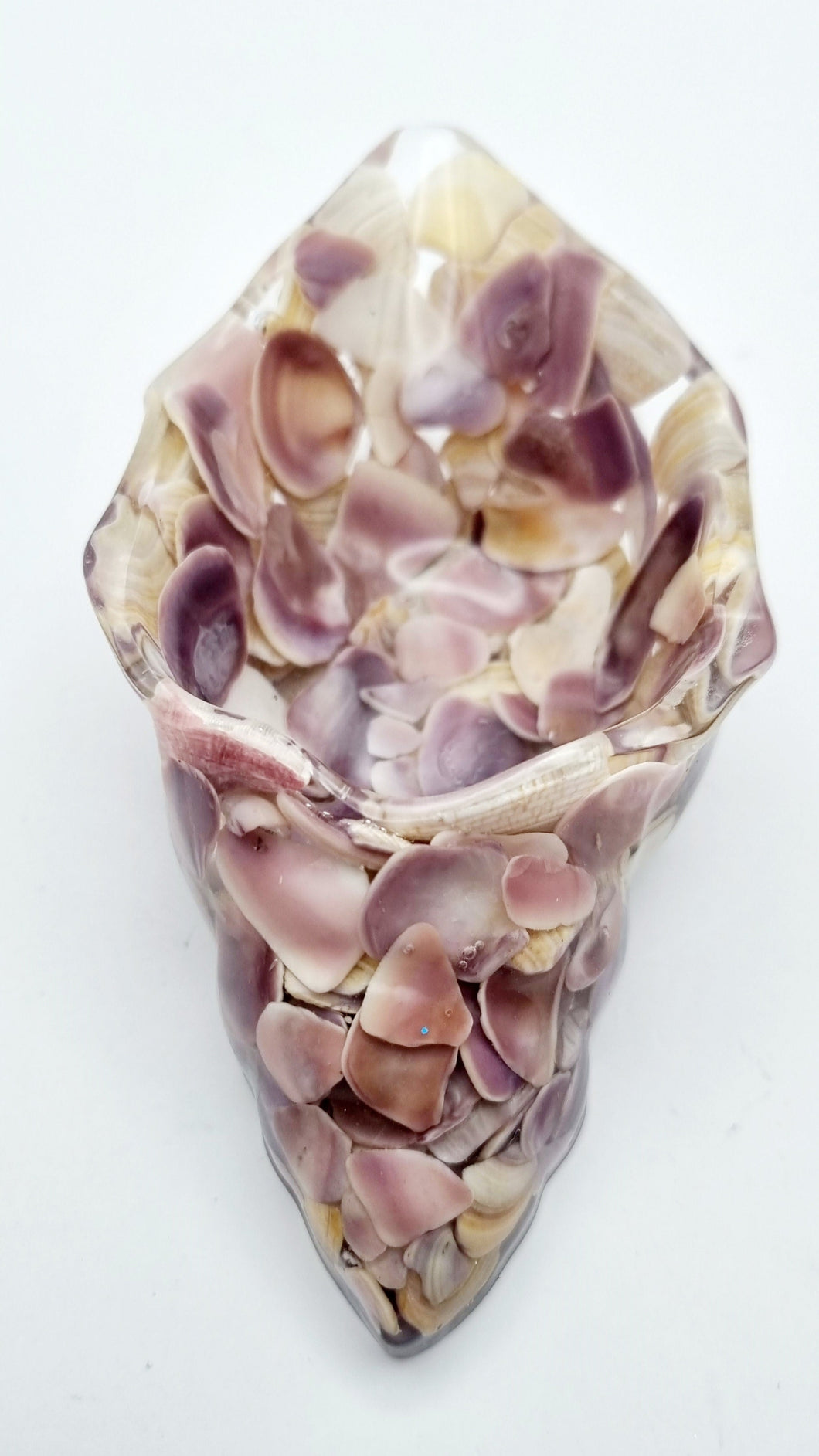 Handcrafted Seashell Shaped Resin Trinket Bowls Featuring Naturally Coloured Seashells #Style B