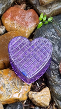 Load image into Gallery viewer, Heart Shaped Resin Crystal Cut Trinket Boxes
