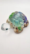 Load image into Gallery viewer, Aquarium Snowglobe Resin Sea Turtle
