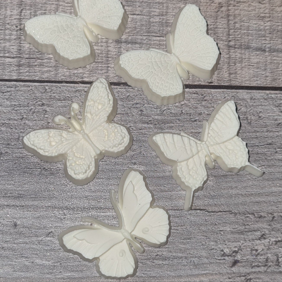 Set of 5 x Resin French Inspired Furniture Embellishment On-lay Applique Butterflies
