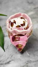 Load image into Gallery viewer, Handcrafted Seashell Shaped Resin Trinket Bowls Featuring Red Rose Buds

