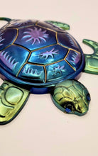 Load image into Gallery viewer, Holographic Colour Shift Blue Eyed &amp; Green Eyed Resin Sea Turtles
