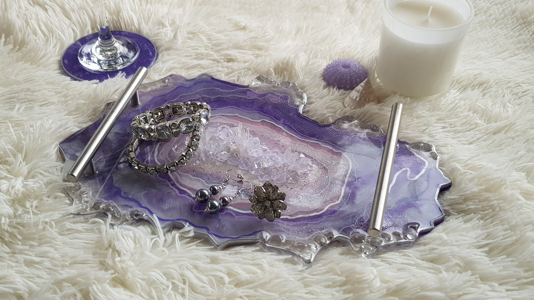 Jewellery & accessories for display purposes only