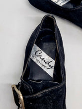 Load image into Gallery viewer, Vintage 80&#39;s Black Swede Leather Pixie Shoes
