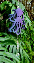 Load image into Gallery viewer, Driftwood &amp; Colour Change Octopus Wind Chime &amp; Sun Catcher Mobile
