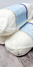 Load image into Gallery viewer, 3 Pack of White Cleckheaton 4 Ply Baby Yarn
