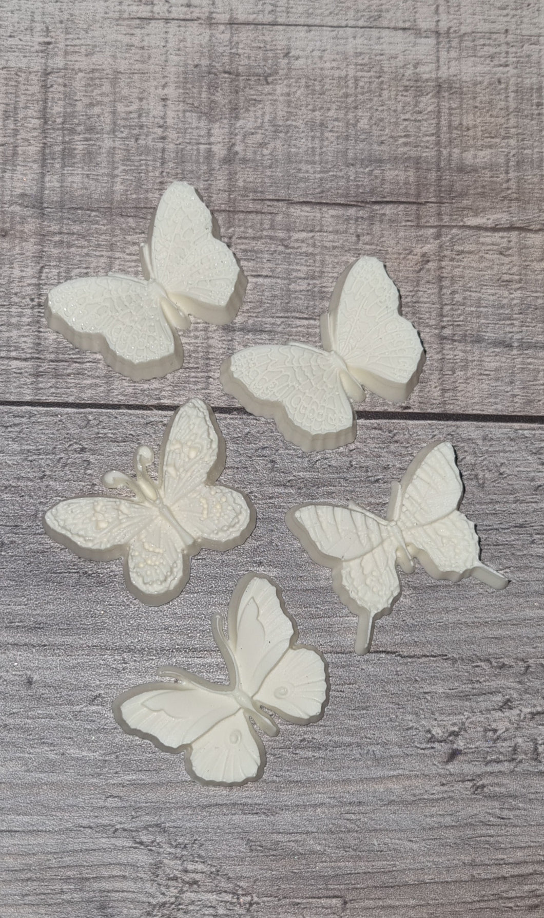 Set of 5 x Resin French Inspired Furniture Embellishment On-lay Applique Butterflies